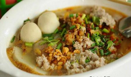 ก๋วยเตี๋ยวต้มยำน้ำ