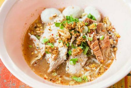 ก๋วยเตี๋ยวต้มยำน้ำ